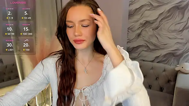 Snapshot of Aria_Mila chatting on December 3, 2025, 11:31 am Aria Mila online show from December 3, 2025, 11:31 am