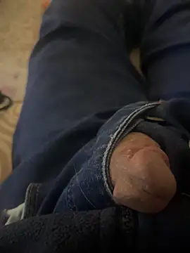 Moy27m online show from October 2, 2025, 2:04 am