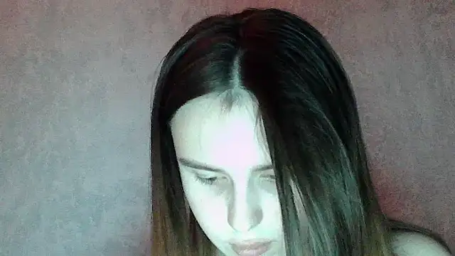 SweetLoraa online show from March 13, 2026, 10:59 pm