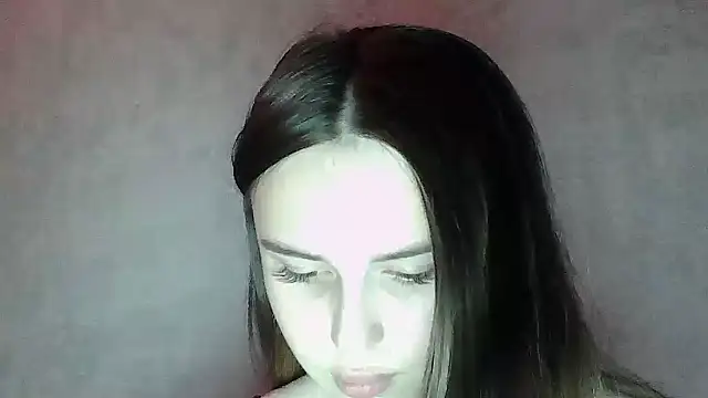 SweetLoraa online show from June 24, 2026, 9:56 pm