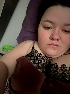 SunnyLeila2101 online show from November 27, 2025, 6:36 am