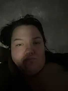 Snapshot of SunnyLeila2101 chatting on December 18, 2025, 7:18 pm SunnyLeila2101 online show from December 18, 2025, 7:18 pm