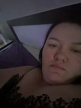 SunnyLeila2101 online show from November 25, 2025, 5:19 am