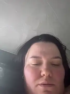 Snapshot of SunnyLeila2101 chatting on February 24, 2026, 6:42 pm SunnyLeila2101 online show from February 24, 2026, 6:42 pm