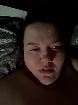 Snapshot of SunnyLeila2101 chatting on January 13, 2026, 10:35 pm SunnyLeila2101 online show from January 13, 2026, 10:35 pm