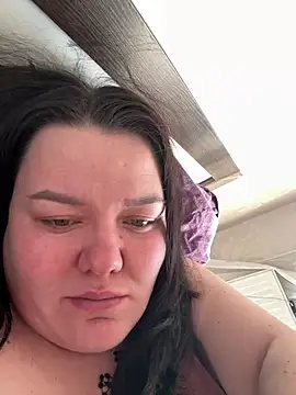 Snapshot of SunnyLeila2101 chatting on January 19, 2026, 8:18 am SunnyLeila2101 online show from January 19, 2026, 8:18 am