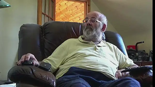 Snapshot of janzer13 chatting on June 12, 2026, 1:09 pm janzer13 online show from June 12, 2026, 1:09 pm