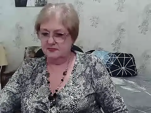 Snapshot of Renata62011 chatting on February 19, 2026, 1:52 pm Renata62011 online show from February 19, 2026, 1:52 pm