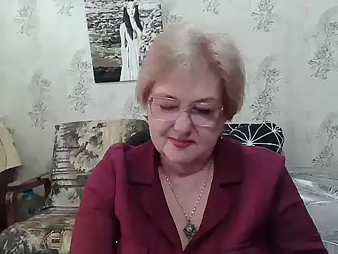 Snapshot of Renata62011 chatting on April 9, 2026, 12:55 pm Renata62011 online show from April 9, 2026, 12:55 pm