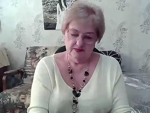 Snapshot of Renata62011 chatting on April 7, 2026, 12:07 pm Renata62011 online show from April 7, 2026, 12:07 pm