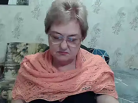 Snapshot of Renata62011 chatting on December 17, 2025, 12:43 pm Renata62011 online show from December 17, 2025, 12:43 pm