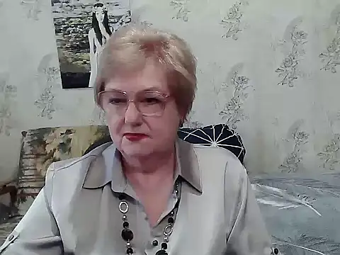 Snapshot of Renata62011 chatting on April 8, 2026, 11:33 am Renata62011 online show from April 8, 2026, 11:33 am