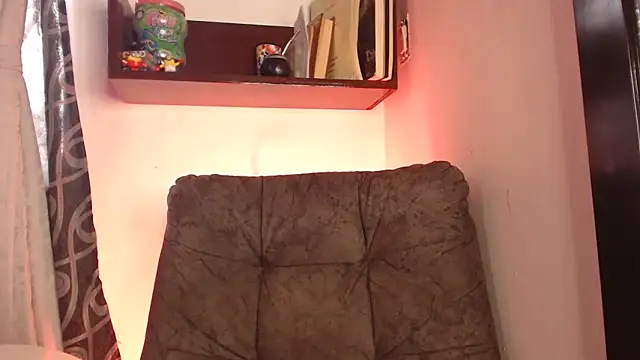 ArturoCardona  online show from April 16, 2026, 2:40 pm