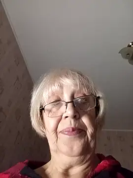 Snapshot of Anatolia5961 chatting on April 19, 2026, 1:06 am Anatolia5961 online show from April 19, 2026, 1:06 am