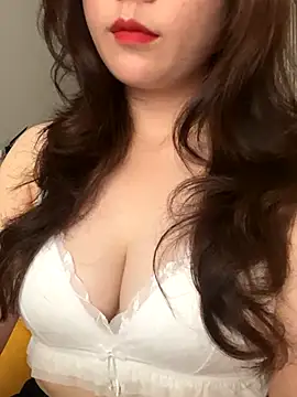 Snapshot of Linda288 chatting on November 6, 2025, 5:33 am Linda288 online show from November 6, 2025, 5:33 am