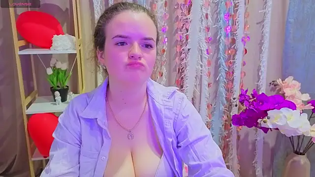 Luisa Rosee online show from February 17, 2026, 6:38 pm