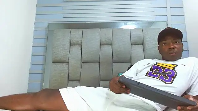 Black Fire10 online show from September 12, 2025, 8:08 pm