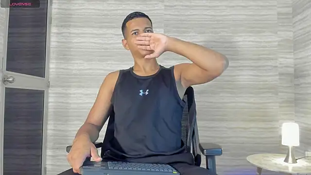 Snapshot of KingStark_ chatting on January 16, 2026, 2:37 am KingStark online show from January 16, 2026, 2:37 am