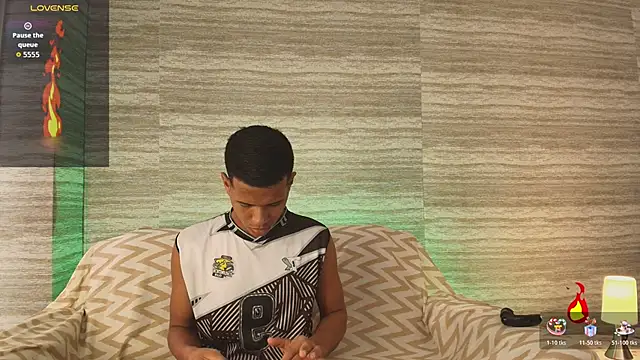 Snapshot of KingStark_ chatting on November 8, 2025, 11:14 am KingStark online show from November 8, 2025, 11:14 am