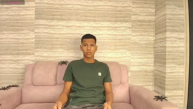 Snapshot of KingStark_ chatting on November 2, 2025, 11:04 am KingStark online show from November 2, 2025, 11:04 am