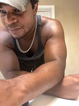 KeYBuMp323 online show from September 10, 2025, 2:16 pm