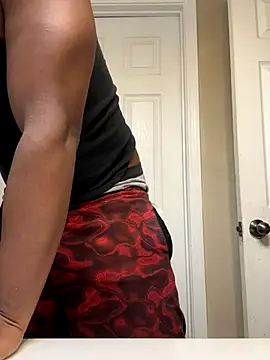 KeYBuMp323 online show from November 17, 2025, 3:16 pm