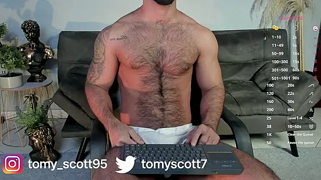 Snapshot of tomy_scott chatting on December 4, 2025, 8:57 am tomy scott online show from December 4, 2025, 8:57 am