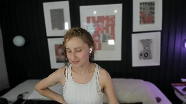 Snapshot of Odette_bulgari chatting on December 23, 2025, 11:09 am Odette bulgari online show from December 23, 2025, 11:09 am