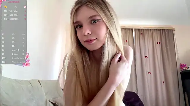 FruityXo online show from May 7, 2026, 11:35 am