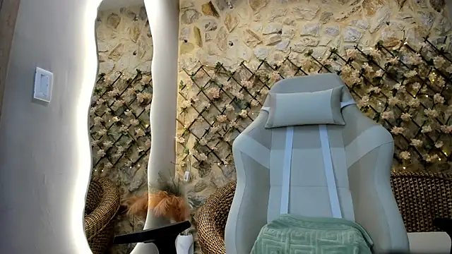 VenusBlazer online show from December 19, 2025, 11:23 am