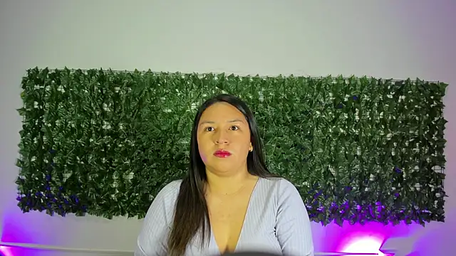 BellaRoux1 online show from February 21, 2026, 12:18 pm