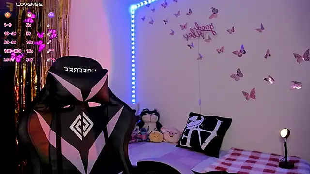 tiffany sofia 1 online show from March 24, 2026, 9:15 pm