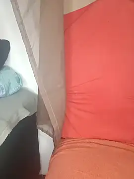 Snapshot of annyy98 chatting on December 16, 2025, 10:47 pm annyy98 online show from December 16, 2025, 10:47 pm