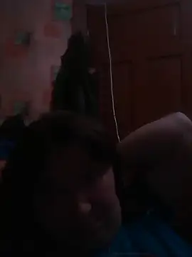 Romashka33011 online show from November 8, 2025, 4:32 pm