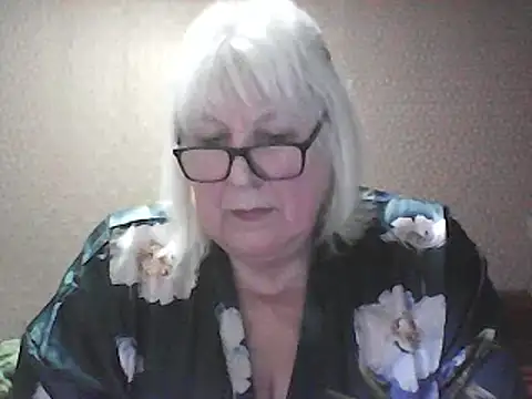 Snapshot of Alexia64231 chatting on March 11, 2026, 4:34 pm Alexia64231 online show from March 11, 2026, 4:34 pm