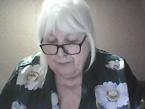 Snapshot of Alexia64231 chatting on April 22, 2026, 3:08 pm Alexia64231 online show from April 22, 2026, 3:08 pm