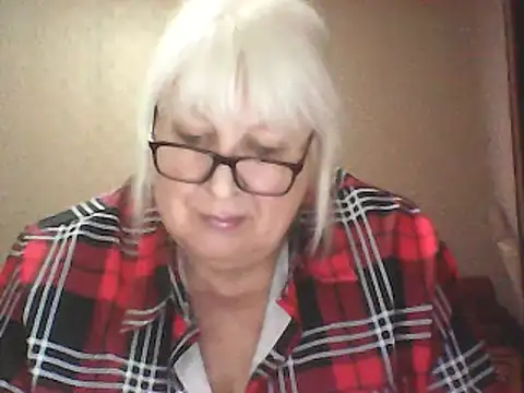 Snapshot of Alexia64231 chatting on March 30, 2026, 2:40 pm Alexia64231 online show from March 30, 2026, 2:40 pm