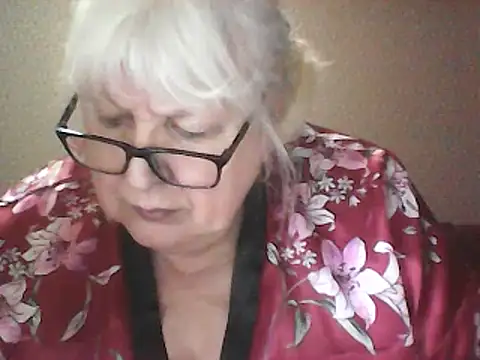 Snapshot of Alexia64231 chatting on April 29, 2026, 3:00 am Alexia64231 online show from April 29, 2026, 3:00 am