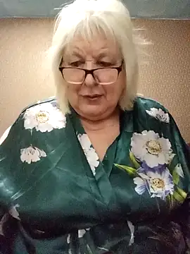 Snapshot of Alexia64231 chatting on November 27, 2025, 12:11 am Alexia64231 online show from November 27, 2025, 12:11 am