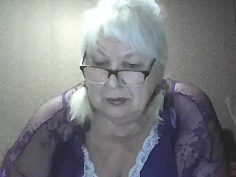 Snapshot of Alexia64231 chatting on May 26, 2026, 12:53 am Alexia64231 online show from May 26, 2026, 12:53 am