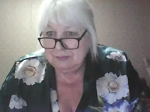 Snapshot of Alexia64231 chatting on March 19, 2026, 8:20 pm Alexia64231 online show from March 19, 2026, 8:20 pm