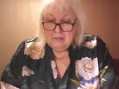 Snapshot of Alexia64231 chatting on March 10, 2026, 3:54 am Alexia64231 online show from March 10, 2026, 3:54 am