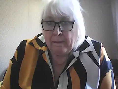 Snapshot of Alexia64231 chatting on March 15, 2026, 9:16 am Alexia64231 online show from March 15, 2026, 9:16 am