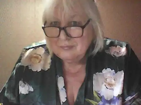 Alexia64231 online show from February 3, 2026, 7:52 pm