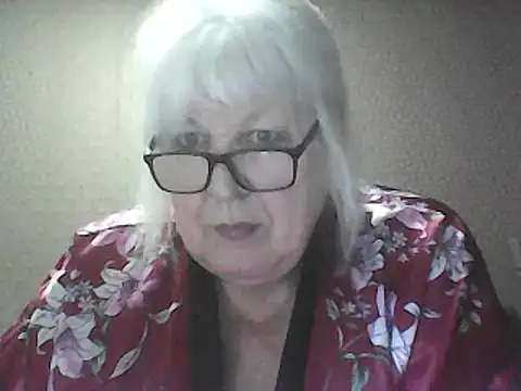 Snapshot of Alexia64231 chatting on April 3, 2026, 2:51 am Alexia64231 online show from April 3, 2026, 2:51 am
