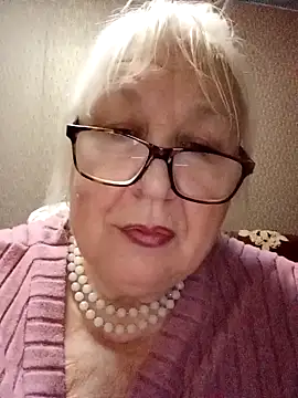 Snapshot of Alexia64231 chatting on November 15, 2025, 1:31 am Alexia64231 online show from November 15, 2025, 1:31 am