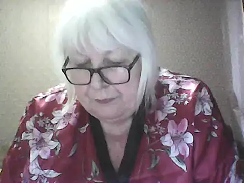 Snapshot of Alexia64231 chatting on April 1, 2026, 2:25 pm Alexia64231 online show from April 1, 2026, 2:25 pm