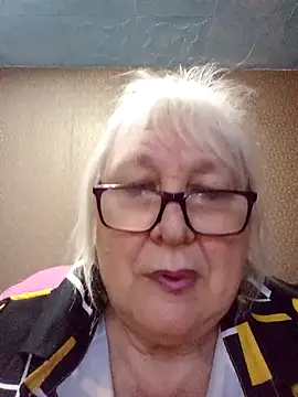 Snapshot of Alexia64231 chatting on December 2, 2025, 5:03 pm Alexia64231 online show from December 2, 2025, 5:03 pm