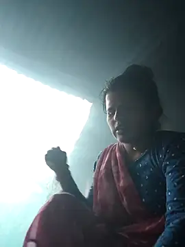 Sanjna cuty online show from December 17, 2025, 2:05 am