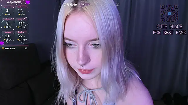 godlikegirlyy online show from March 4, 2026, 3:20 pm